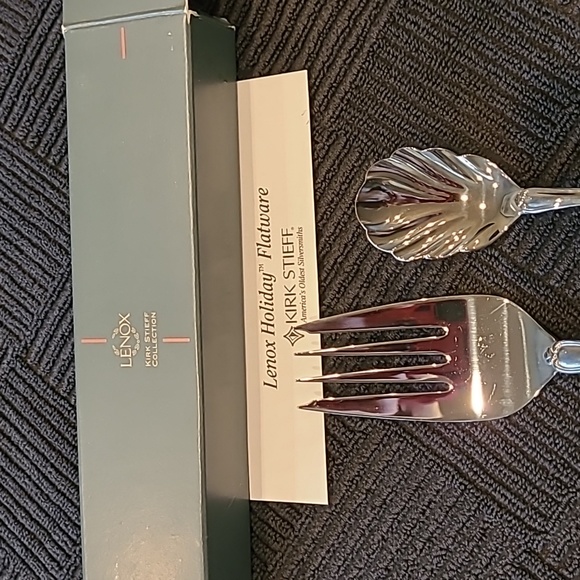 Lenox Holiday Flatware, New never used - Picture 4 of 8